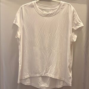Athleta White Oversized high-low t-shirt - size S.